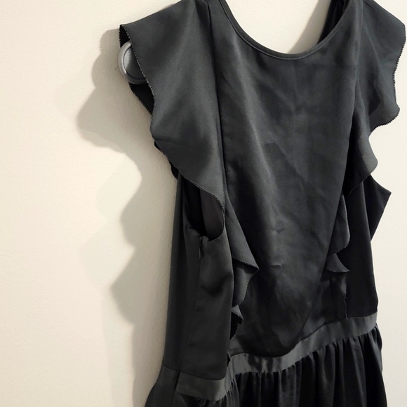 Banana Republic, médium. Elegant, simple, grey below the knee dress. Day & night - Picture 4 of 4